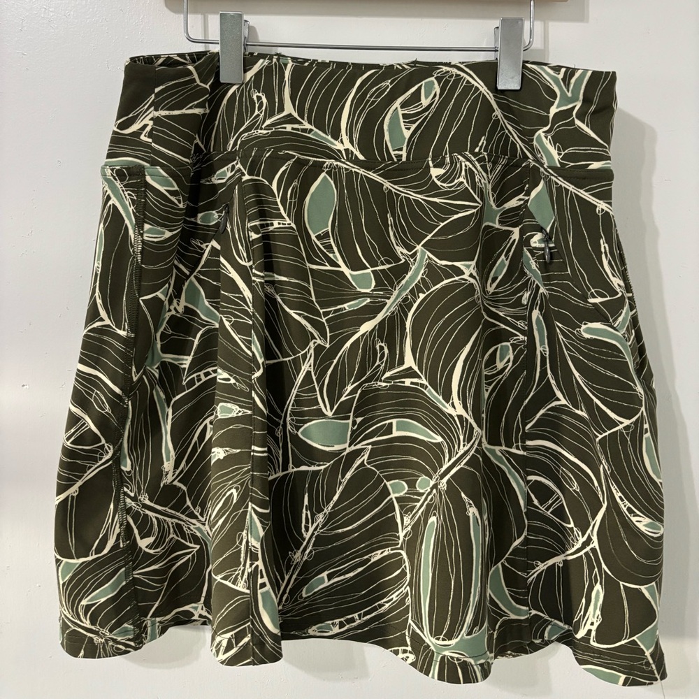 Title Nine Monstera Pattern A-Line Skort